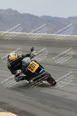 media/Nov-15-2025-Race Pace (Sat) [[8de605a2d8]]/Verified Riders/Bowl (1020am)/